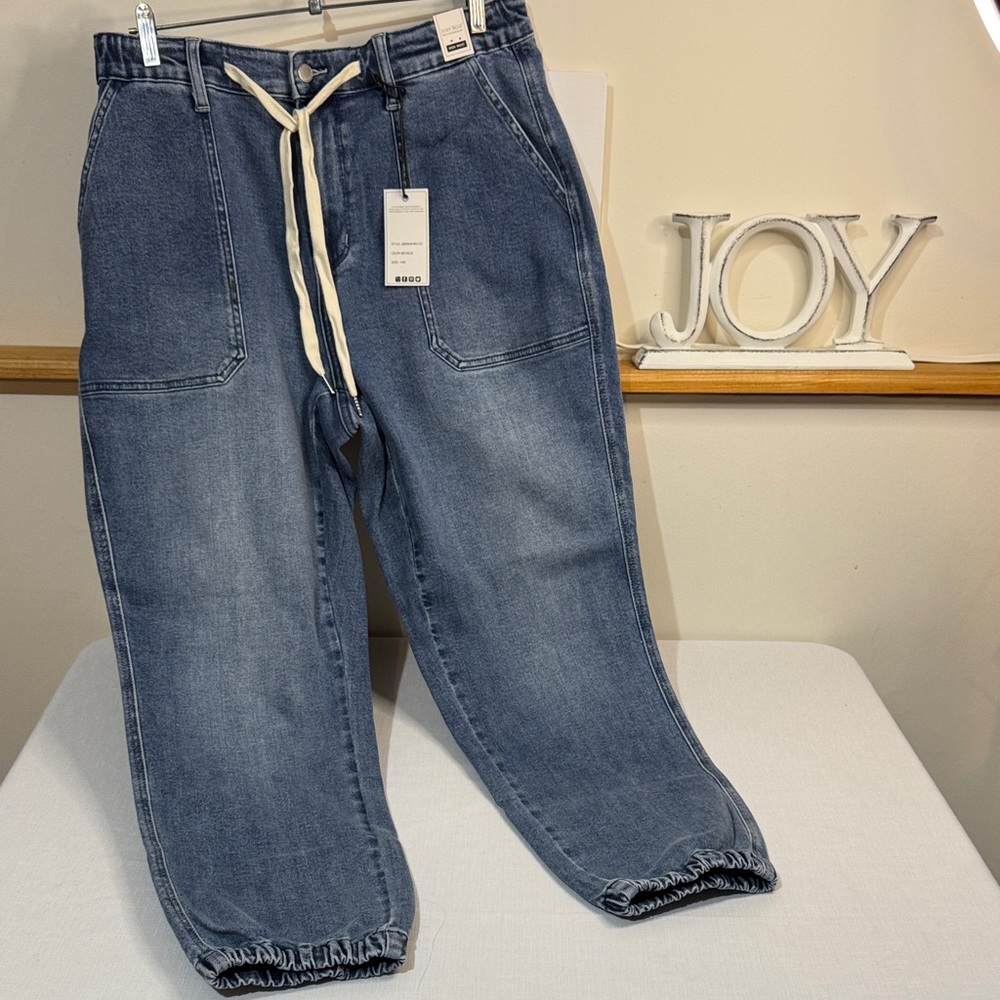 Judy Blue Light Wash Denim Jeans